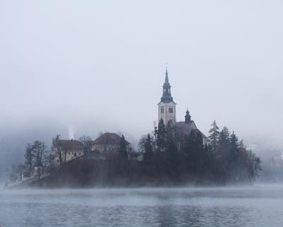 初冬のクロアチア・スロベニア１０日間（１）ブレッド湖に浮かぶ聖マリア教会