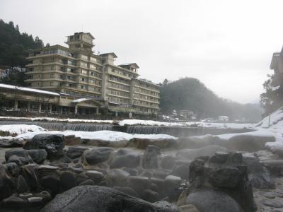 かにバスで満喫♪鳥取・三朝温泉ラドン泉に浸かる！