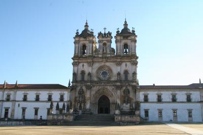 ポルトガル縦断ドライブ旅行（10）-アルコバサ