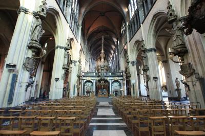 【欧州旅行17日目】 ブルゴーニュ公女マリーと父シャルルが眠る教会　「Onze-Lieve-Vrouwekerk （聖母教会）」