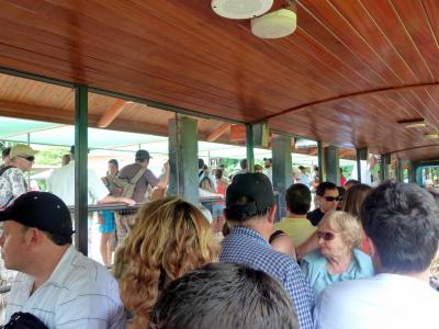 msa320南米周遊旅情３章③ブラジル・アルゼンチン国境とイグアスの滝観光ポイントを繋ぐトロッコ列車 in ・アルゼンチン