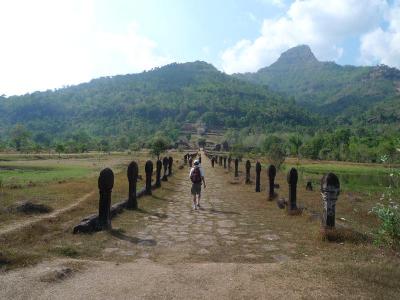 のんびり、ワット・プゥー。タイの国境から2泊3日で行けるラオスの世界遺産。