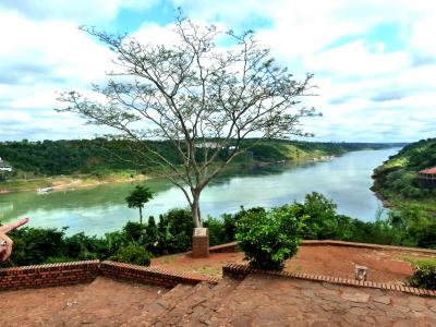 msa380南米周遊旅情３章⑨アルゼンチン側から見るブラジル・パラグアイとの3国国境in  プエルトイグアス・アルゼンチン
