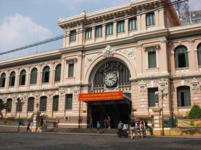 みんなで渡っても怖かった道路横断@ホーチミン