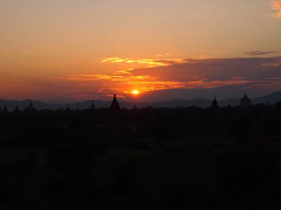ミャンマー、ヤンゴンからバガンへ　バガンでの日々