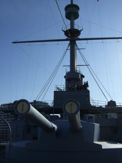 俺の　俺の　俺の話を聞かなくていいから海軍カレーとネイビーバーガー食わせてくれ。　/　横須賀