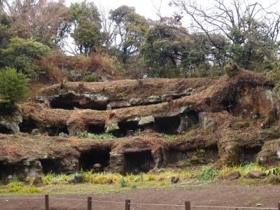 まんだら堂やぐら群（逗子市小坪7）