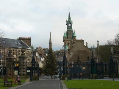 Forth BridgeとDunfermline散策