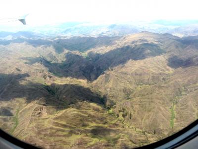 msa550南米５章⑥リマ空港敷地内のホテルからの景観とリマ～クスコ間の空撮景観 in リマ