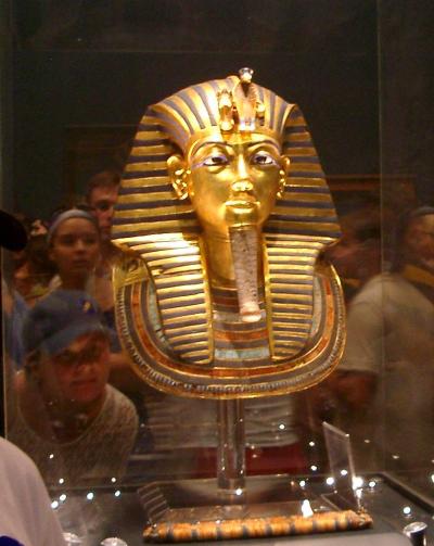 エジプト考古学博物館でツタンカーメンの黄金のデスマスクと再会
