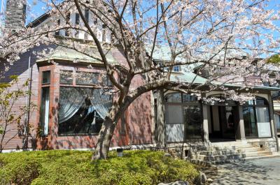 旧横須賀鎮守府長官邸と戦艦三笠