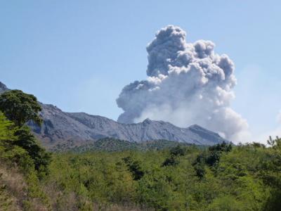 噴煙立ち上る桜島をのんびりドライブ　鹿児島1泊2日女子2人旅　後編