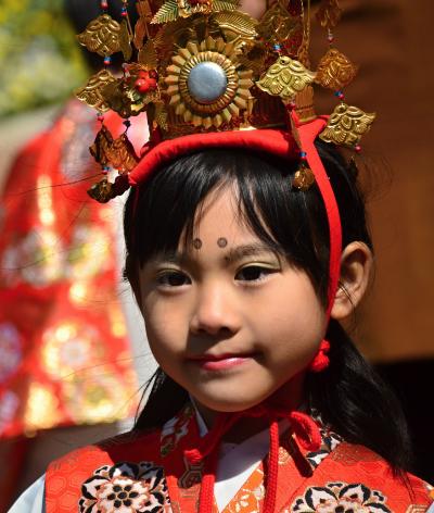 町田薬師池公園で行われた・お稚児さんパレード