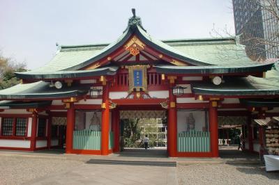 日枝神社～赤坂サカスへ行って見ました（桜探しです）