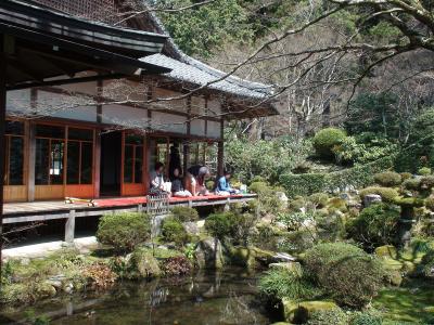 旅の最後は三千院★結局、今年も歩く春の京都2012★