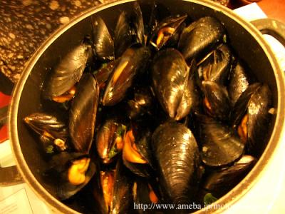 LEON　オペラ店でムール貝☆