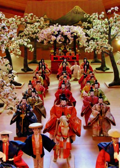 静岡-4　駿府匠宿　伝統工芸と歴史がテーマ　☆駿河雛具・雛人形展は立派に