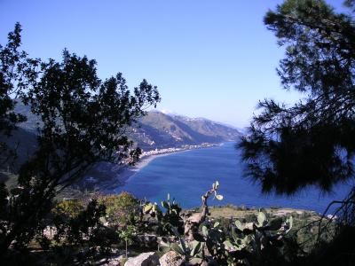 春のシチリア島　②　タオルミナとエトナ山