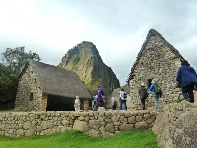 msa790南米周遊旅情７章⑨ワイナピチュ山頂への登山口ワイラナと大広場 in マチュピチュ