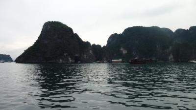 行って来ました。世界遺産 ハロン湾　