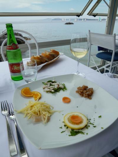 初夏のイスキア島で優雅なバカンス♪　Ｖｏｌ１４（第３日目昼）　☆イスキア島ポルト：ランチは超有名なレストラン「Ristorante Alberto」で絶品の魚介料理を頂く♪
