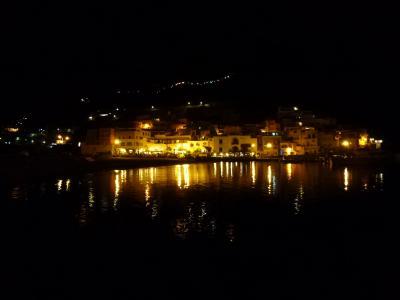 初夏のイスキア島で優雅なバカンス♪　Ｖｏｌ１９（第３日目夜）　☆イスキア島サンタンジェロ：美しい夜景のサンタンジェロを優雅に歩く♪