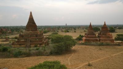 広大な平原に広がる遺跡、バガン仏教遺跡群①