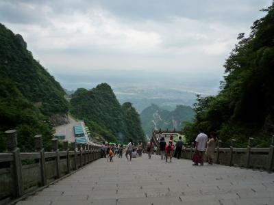 2010年 中国・武陵源と上海を旅する：　②武陵源（黄龍洞、宝峰湖、天門山）編