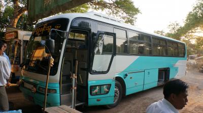 ミャンマーで長距離バスに乗ってみる。　バガン～インレー湖