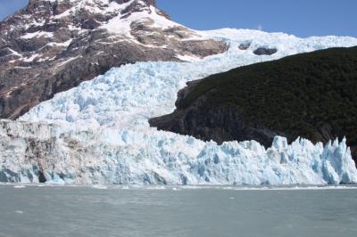 ロスグラシアレス国立公園観光　その２（アルゼンチーノ湖から見た氷河）
