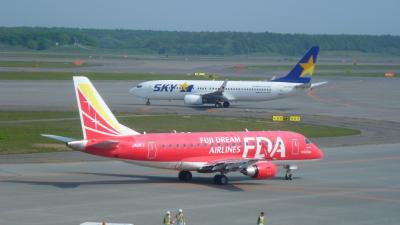 誕生日プレゼントで北海道《千歳》へＧＯ【エアターミナルホテルの部屋の窓から見られた飛行機①編】（２０１２年６月）