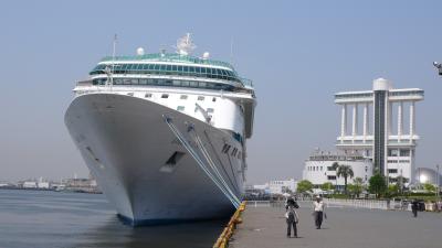 ７万トンの客船（ﾚｼﾞｪﾝﾄﾞ･ｵﾌﾞ･ｻﾞ･ｼｰｽﾞ号）で航く、名古屋・沖縄・台湾クルーズ　２日目