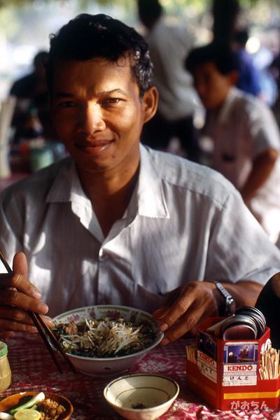 プノンペン・虐殺の悲劇とクメールの微笑み～カンボジアの旅1992（その２）