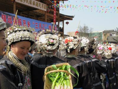 旅　中国→ラオス→中国　報京“三月三”情人節を見た！