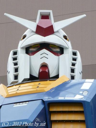 「 ゆりかもめ 」に乗って　「 日の出桟橋 」　＆　「 ガンダム 」　　お台場　 東京都　-1