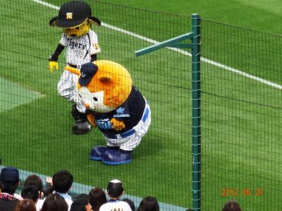 甲子園ベースターズ戦応援５−２で勝った。2012.6.24.