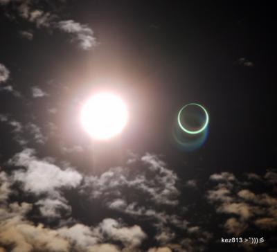 近江路の空、宇宙の扉はるか金環食