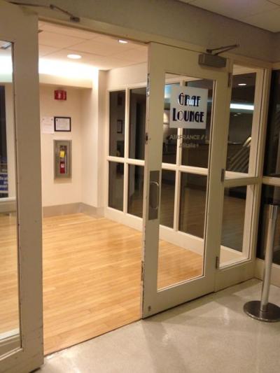 Graf Lounge(Air France) Boston Logan Airport 