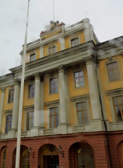 北欧GR14　 SWE-1　ストックホルム市街の印象、バスの車窓から　☆水の都は雨もよう