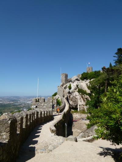 優雅なポルトガル旅・憧れのマデイラ島でバカンス♪　Ｖｏｌ１８（第２日目午後）　☆シントラ：ムーア城の城壁を歩く♪「Castle Keep」から絶景を眺めて♪