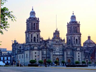 メキシコ・シティ　～アステカの幻と魅惑のラテンアメリカ～