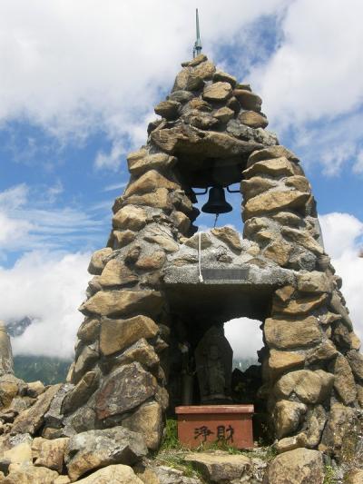 緑の息吹を感じ、涼を取り、花に癒される白馬山麓の旅・・・④白馬五竜高山植物園と小遠見山トレッキング-2