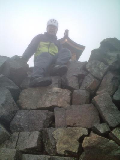 雨の奥穂高岳登山