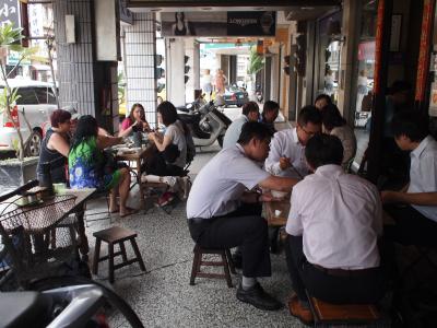 台湾の古都　台南で　擔仔麺を食べたよ！！