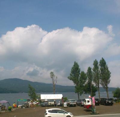 涼を求めて富士五湖ドライブ＆クラフト体験