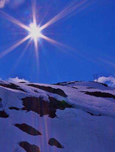 北欧GR43　NOR21　雪山を越えてソグネフィヨルド地区へ　☆真昼の太陽眩しく