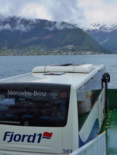 北欧GR47　NOR25　バングスネスからヴィーエへ　　☆フェリーにバスごと乗船