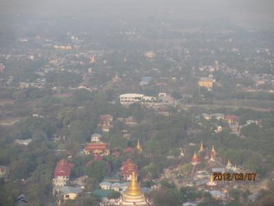 ビルマ・マンダレー特急旅行（３５）マンダレーヒルからの眺め。