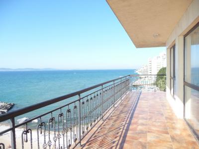 黒海のリゾートのポモリエまでのドライブとホテル。