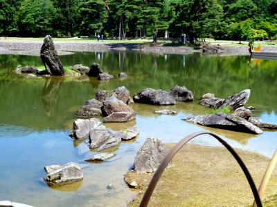 奥の細道を訪ねて第10回15藤原基衡が再建した毛越寺周遊④”州浜”と”池中立石”（東側）in 平泉